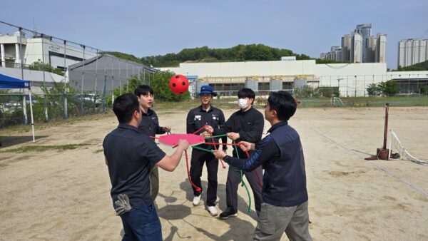 KakaoTalk_20250508_155355224_04.jpg